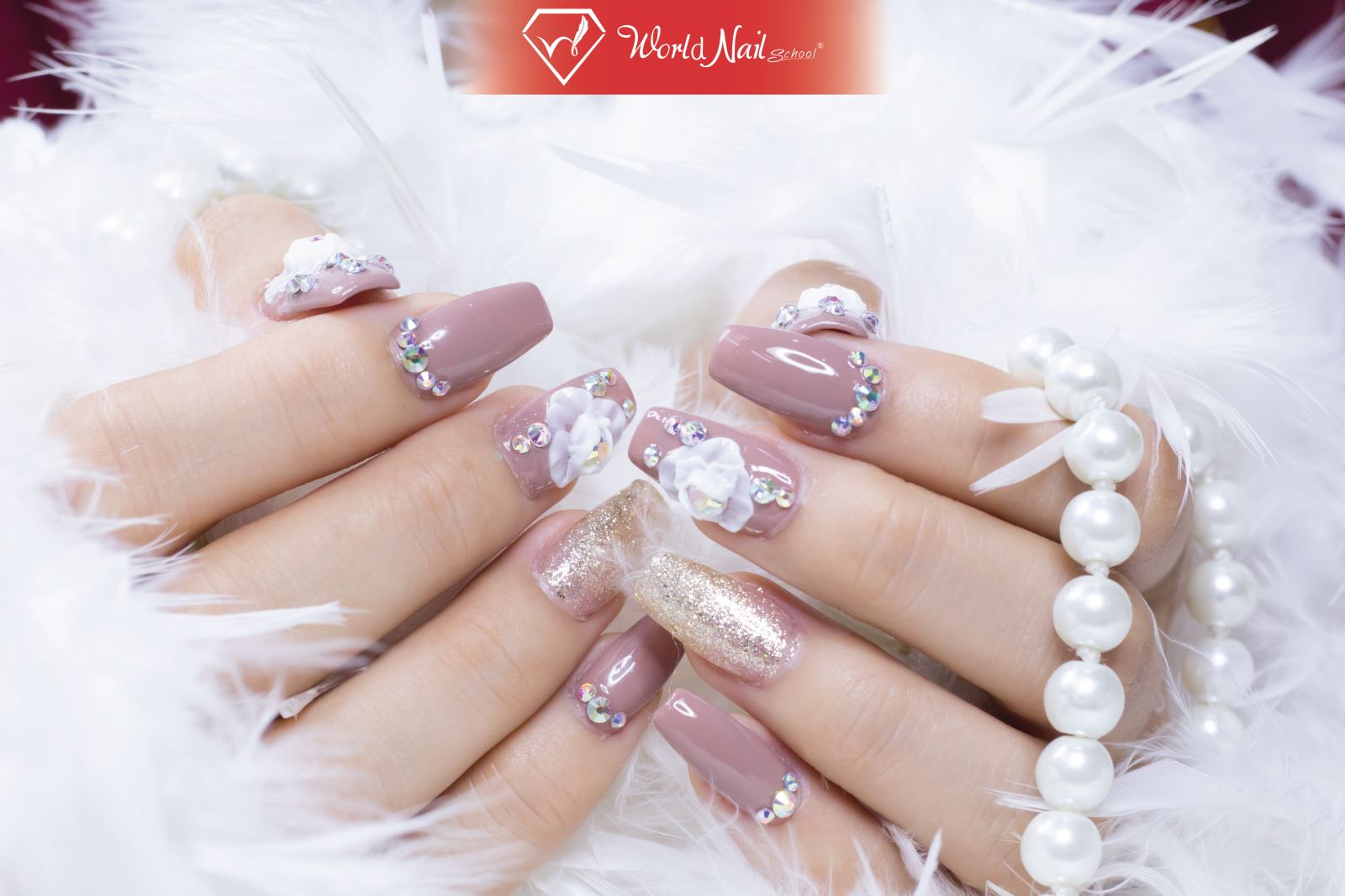 Lớp học nail vẽ bột nổi (3D Nails)