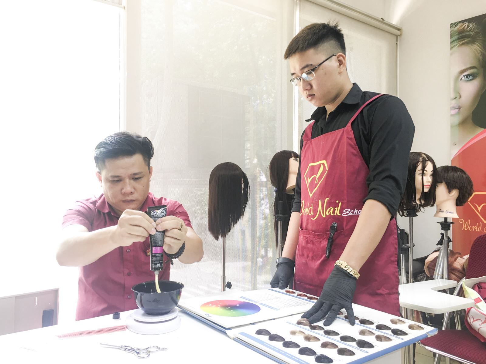 DẠY HỌC NGHỀ BARBER CHUYÊN NGHIỆP  Dạy nghề tóc cấp tốc cắt tóc nam nữ học  phí bảng giá địa chỉ