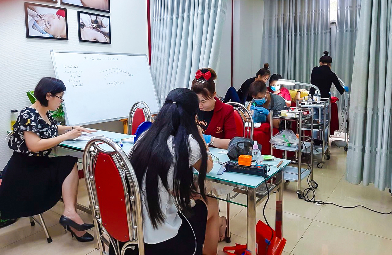 TOP 11 trung tâm học phun xăm thẩm mỹ tại TPHCM chất lượng